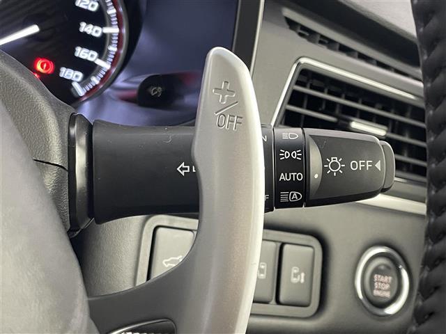 デリカＤ：５ シャモニー　登録済未使用車　ＡＬＰＩＮＥ１１インチナビ　マルチアラウンドモニター　ＢＳＭ　レーダークルーズ　ステアリングヒーター　ＨＤＭＩ　衝突被害軽減ブレーキ　ＡＣ１００Ｖ　純正アルミホイール　オートハイビーム（15枚目）