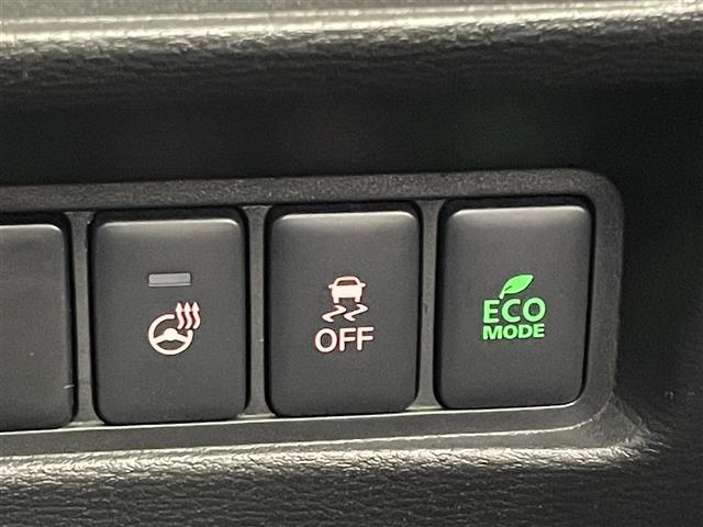 デリカＤ：５ シャモニー　登録済未使用車　ＡＬＰＩＮＥ１１インチナビ　マルチアラウンドモニター　ＢＳＭ　レーダークルーズ　ステアリングヒーター　ＨＤＭＩ　衝突被害軽減ブレーキ　ＡＣ１００Ｖ　純正アルミホイール　オートハイビーム（18枚目）