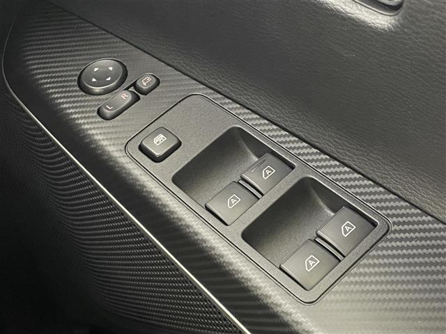 デリカＤ：５ シャモニー　登録済未使用車　ＡＬＰＩＮＥ１１インチナビ　マルチアラウンドモニター　ＢＳＭ　レーダークルーズ　ステアリングヒーター　ＨＤＭＩ　衝突被害軽減ブレーキ　ＡＣ１００Ｖ　純正アルミホイール　オートハイビーム（23枚目）