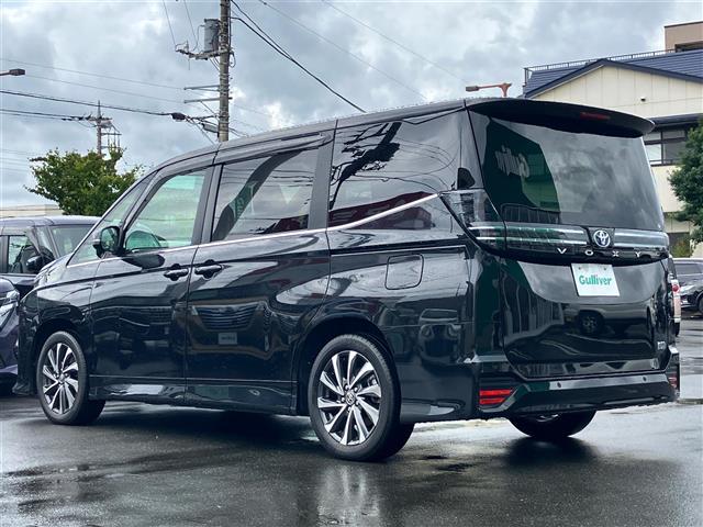 ヴォクシー ハイブリッドＳ－Ｚ（4枚目）