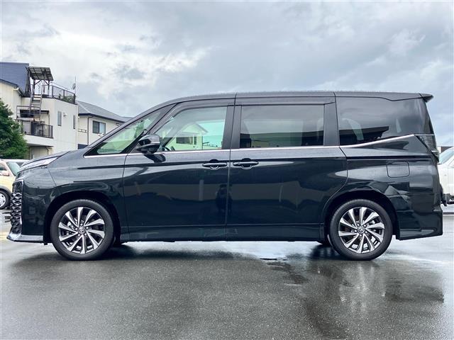 ヴォクシー ハイブリッドＳ－Ｚ（9枚目）