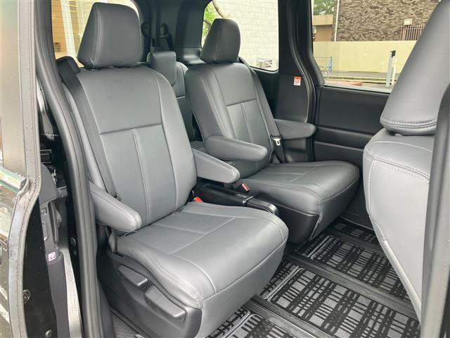 ヴォクシー ハイブリッドＳ－Ｚ（30枚目）