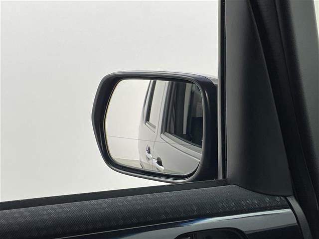 Ｎ－ＢＯＸカスタム Ｇ　ターボＳＳブラックスタイルパッケージ　ホンダセンシング　社外８インチナビ　フリップダウンモニター　バックカメラ　ビルトインＥＴＣ　ドライブレコーダー　クルーズコントロール　シートヒーター　社外アルミホイール　オートライト　ＨＩＤライト（30枚目）