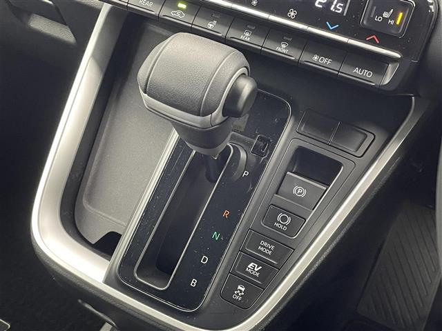 ヴォクシー ハイブリッドS-Z 快適利便パッケージ 純正10.5インチディスプレイオーディオ バックカメラ ビルトインETC2.0 DVD再生 三眼 レーダークルーズ シートヒーター ステアリングヒーター HDMI AC100V(23枚目)