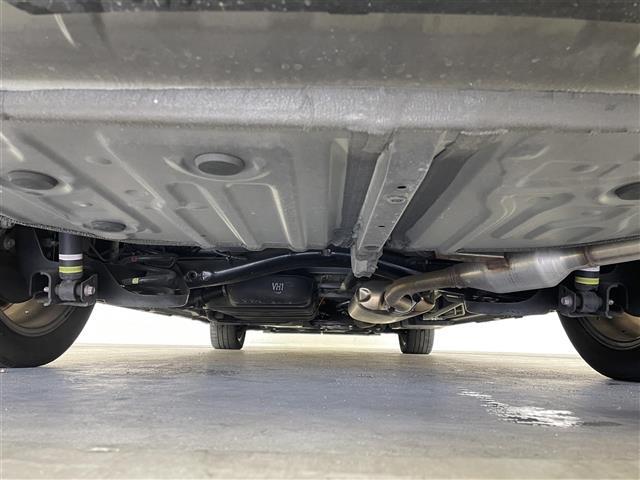 ヴォクシー ハイブリッドS-Z 快適利便パッケージ 純正10.5インチディスプレイオーディオ バックカメラ ビルトインETC2.0 DVD再生 三眼 レーダークルーズ シートヒーター ステアリングヒーター HDMI AC100V(35枚目)