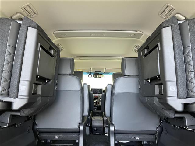 デリカD:5 ブラックエディション ALPINE11インチナビ マルチアラウンドモニター BSM 電動ステップ ETC 前後ドラレコ 黒レザー eアシスト レーダークルーズ シートヒーター ステアリングヒーター HDMI AC100V(24枚目)