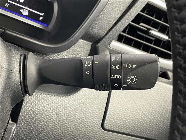 ルーミー カスタムG スマートアシスト3 純正9インチナビ バックカメラ ドライブレコーダー クルーズコントロール ステアリングスイッチ 純正アルミホイール スマートキー オートハイビーム LEDヘッドライト 地デジTV(14枚目)