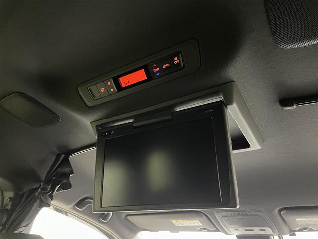 ヴォクシー ハイブリッドZS 純正10インチナビ フリップダウンモニター バックカメラカメラ ビルトインETC トヨタセーフティーセンス クルーズコントロール シートヒーター 純正アルミホイール オートハイビーム LED 地デジ(3枚目)