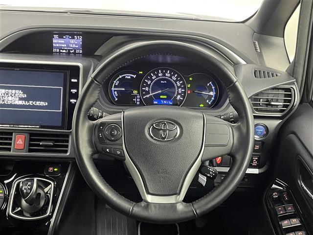 ヴォクシー ハイブリッドZS 純正10インチナビ フリップダウンモニター バックカメラカメラ ビルトインETC トヨタセーフティーセンス クルーズコントロール シートヒーター 純正アルミホイール オートハイビーム LED 地デジ(8枚目)