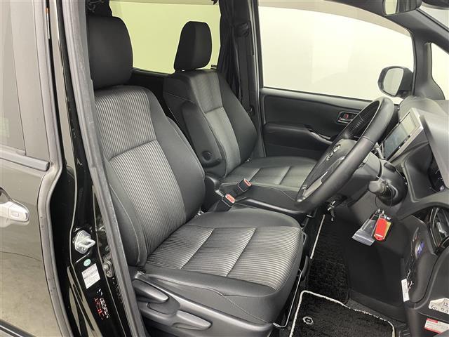 ヴォクシー ハイブリッドZS 純正10インチナビ フリップダウンモニター バックカメラカメラ ビルトインETC トヨタセーフティーセンス クルーズコントロール シートヒーター 純正アルミホイール オートハイビーム LED 地デジ(27枚目)