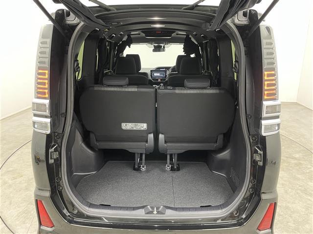 ヴォクシー ハイブリッドZS 純正10インチナビ フリップダウンモニター バックカメラカメラ ビルトインETC トヨタセーフティーセンス クルーズコントロール シートヒーター 純正アルミホイール オートハイビーム LED 地デジ(30枚目)