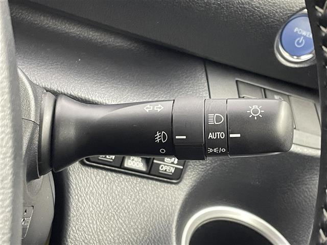 シエンタ ハイブリッドファンベースGセーフティーエディションII 純正ナビ バックカメラ ビルトインETC 前後ドライブレコーダー セーフティセンス クルーズコントロール シートヒーター ステアリングヒーター スマートキー オートハイビーム LEDライト 地デジTV(12枚目)