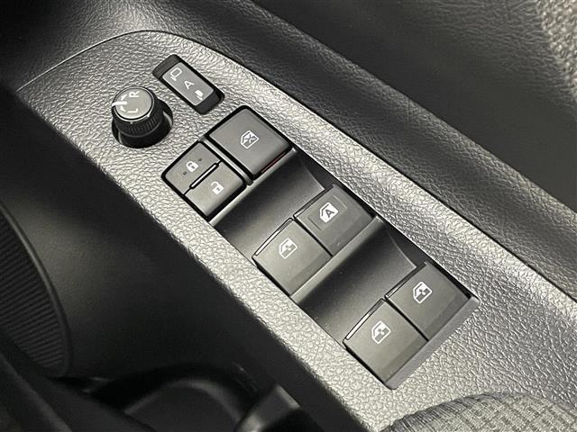 シエンタ ハイブリッドファンベースGセーフティーエディションII 純正ナビ バックカメラ ビルトインETC 前後ドライブレコーダー セーフティセンス クルーズコントロール シートヒーター ステアリングヒーター スマートキー オートハイビーム LEDライト 地デジTV(18枚目)