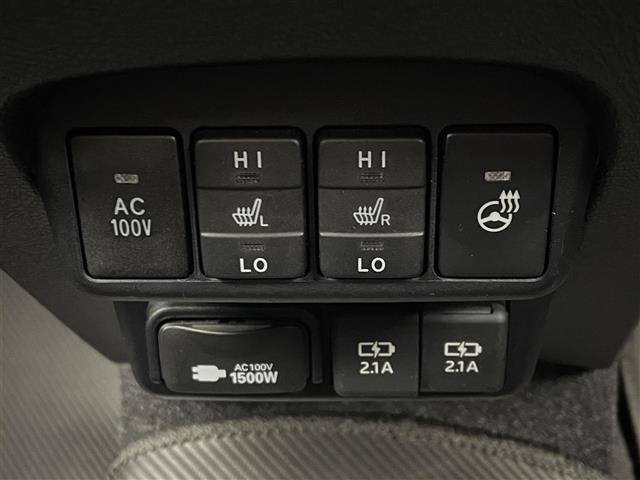 シエンタ ハイブリッドファンベースGセーフティーエディションII 純正ナビ バックカメラ ビルトインETC 前後ドライブレコーダー セーフティセンス クルーズコントロール シートヒーター ステアリングヒーター スマートキー オートハイビーム LEDライト 地デジTV(19枚目)