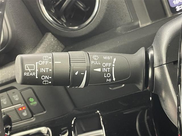 Ｎ－ＢＯＸカスタム ターボコーディネートスタイル　純正８インチディスプレイオーディオ　バックカメラ　ホンダセンシング　アダプティブクルーズコントロール　シートヒーター　パドルシフト　純正アルミホイール　スマートキー　オートハイビーム　ＬＥＤライト（7枚目）