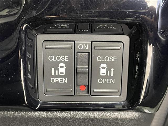 Ｎ－ＢＯＸカスタム ターボコーディネートスタイル　純正８インチディスプレイオーディオ　バックカメラ　ホンダセンシング　アダプティブクルーズコントロール　シートヒーター　パドルシフト　純正アルミホイール　スマートキー　オートハイビーム　ＬＥＤライト（15枚目）