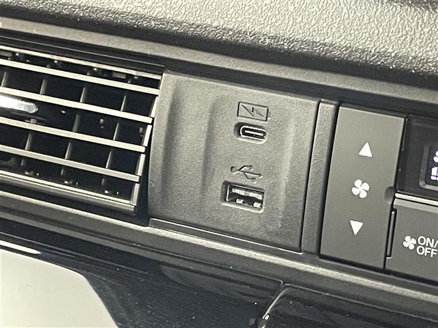 Ｎ－ＢＯＸカスタム ターボコーディネートスタイル　純正８インチディスプレイオーディオ　バックカメラ　ホンダセンシング　アダプティブクルーズコントロール　シートヒーター　パドルシフト　純正アルミホイール　スマートキー　オートハイビーム　ＬＥＤライト（25枚目）