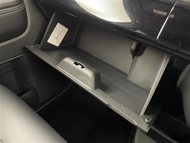 Ｎ－ＢＯＸカスタム ターボコーディネートスタイル　純正８インチディスプレイオーディオ　バックカメラ　ホンダセンシング　アダプティブクルーズコントロール　シートヒーター　パドルシフト　純正アルミホイール　スマートキー　オートハイビーム　ＬＥＤライト（28枚目）