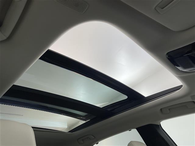 RX RX350 バージョンL サンルーフ メーカーナビ パノラミックビューモニター BSM HUD 白ハーフレザー 三眼LED レーダークルーズ デジタルミラー シートヒーター ベンチレーション ステアリングヒーター メモリシート(3枚目)