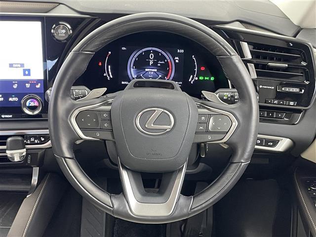 RX RX350 バージョンL サンルーフ メーカーナビ パノラミックビューモニター BSM HUD 白ハーフレザー 三眼LED レーダークルーズ デジタルミラー シートヒーター ベンチレーション ステアリングヒーター メモリシート(10枚目)