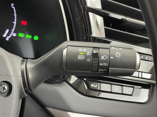 RX RX350 バージョンL サンルーフ メーカーナビ パノラミックビューモニター BSM HUD 白ハーフレザー 三眼LED レーダークルーズ デジタルミラー シートヒーター ベンチレーション ステアリングヒーター メモリシート(17枚目)