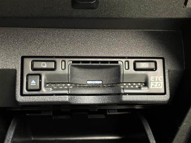 RX RX350 バージョンL サンルーフ メーカーナビ パノラミックビューモニター BSM HUD 白ハーフレザー 三眼LED レーダークルーズ デジタルミラー シートヒーター ベンチレーション ステアリングヒーター メモリシート(18枚目)