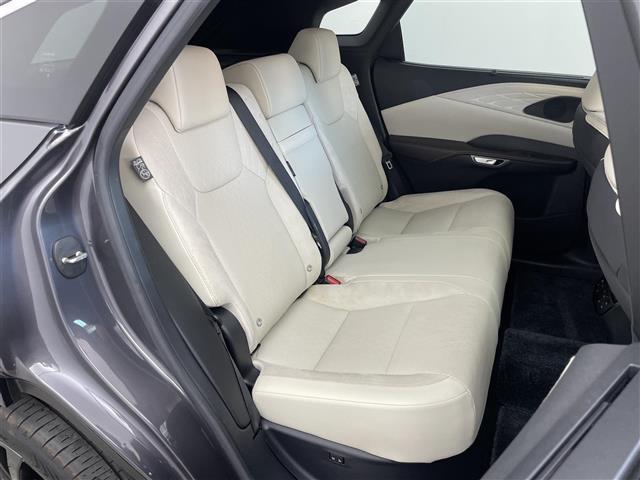 RX RX350 バージョンL サンルーフ メーカーナビ パノラミックビューモニター BSM HUD 白ハーフレザー 三眼LED レーダークルーズ デジタルミラー シートヒーター ベンチレーション ステアリングヒーター メモリシート(21枚目)