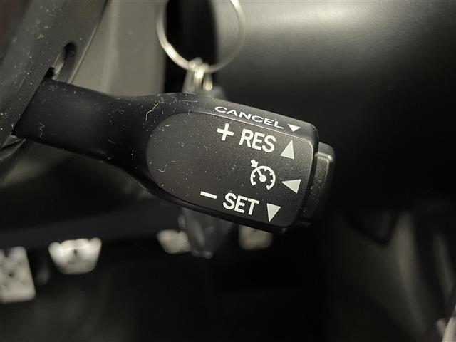 GR86 SZ 純正ナビ バックカメラ ETC 前後ドライブレコーダー クルーズコントロール ステアリングスイッチ プッシュスタート スマートキー 純正アルミホイール オートライト LEDヘッドライト 地デジフルセグ(13枚目)