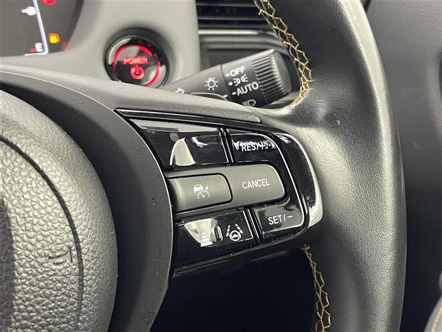 フィット e:HEV RS 純正8インチメモリナビ バックカメラ ドライブレコーダー レーダークルーズコントロール ETC 衝突被害軽減 純正16インチAW オートLEDライト ハーフレザーシート(13枚目)