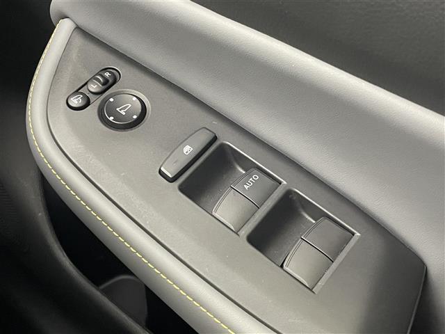 フィット e:HEV RS 純正8インチメモリナビ バックカメラ ドライブレコーダー レーダークルーズコントロール ETC 衝突被害軽減 純正16インチAW オートLEDライト ハーフレザーシート(31枚目)