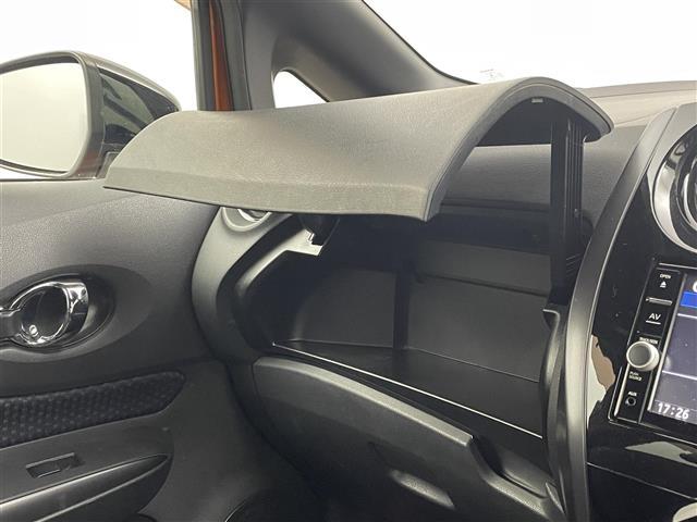 ノート ｅ－パワー　メダリスト　Ｂアロー　純正ナビ　アラウンドビューモニター　ＥＴＣ　ドライブレコーダー　エマージェンシーブレーキ　レーダークルーズコントロール　インテリジェントルームミラー　純正アルミホイール　オートライト　ＬＥＤライト（28枚目）