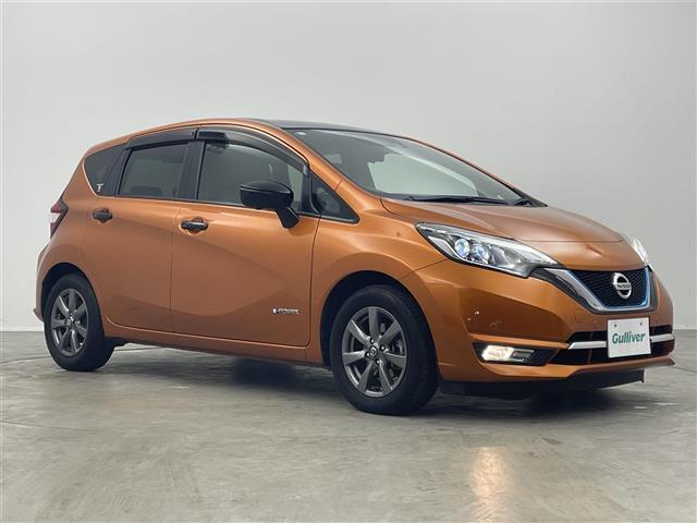 ノート ｅ－パワー　メダリスト　Ｂアロー　純正ナビ　アラウンドビューモニター　ＥＴＣ　ドライブレコーダー　エマージェンシーブレーキ　レーダークルーズコントロール　インテリジェントルームミラー　純正アルミホイール　オートライト　ＬＥＤライト（41枚目）