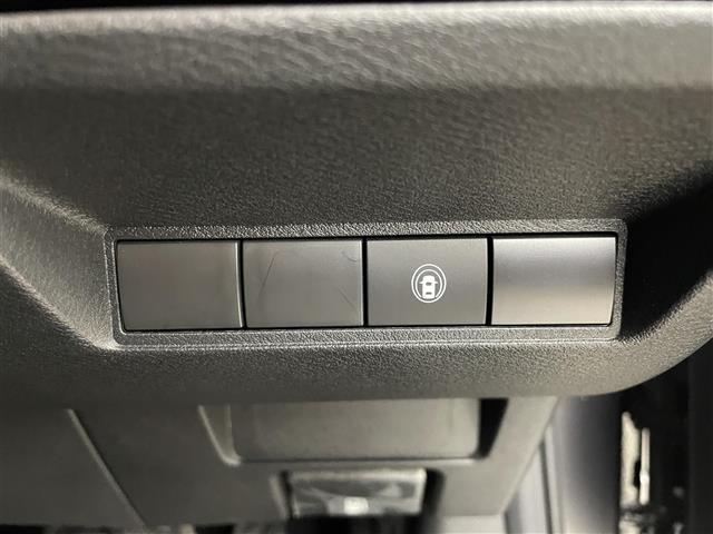 ノート X 純正9インチナビ バックカメラ エマージェンシーブレーキ ステアリングスイッチ 純正フロアマット 電動格納ミラー プッシュスタート スマートキー オートハイビーム LEDヘッドライト 地デジフルセグ(17枚目)