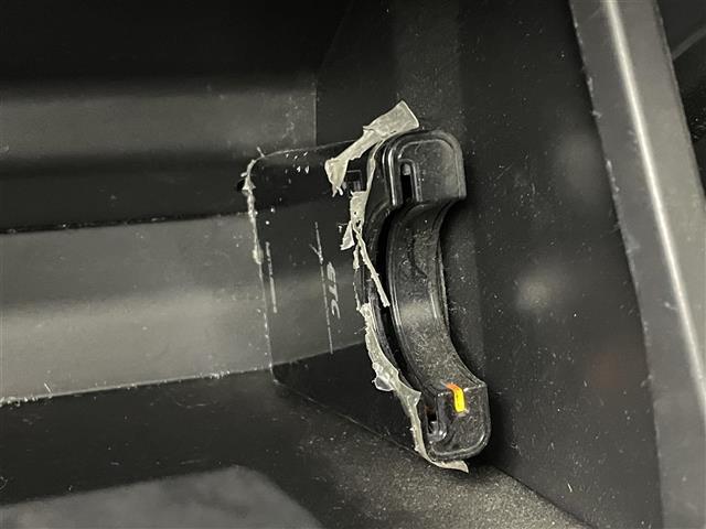 タント カスタムＲＳ　純正ナビ　バックカメラ　ＥＴＣ　両側パワースライドドア　ステアリングスイッチ　ＤＶＤ再生　オートエアコン　純正アルミホイール　プッシュスタート　スマートキー　オートライト　ＬＥＤヘッドライト　地デジ（12枚目）