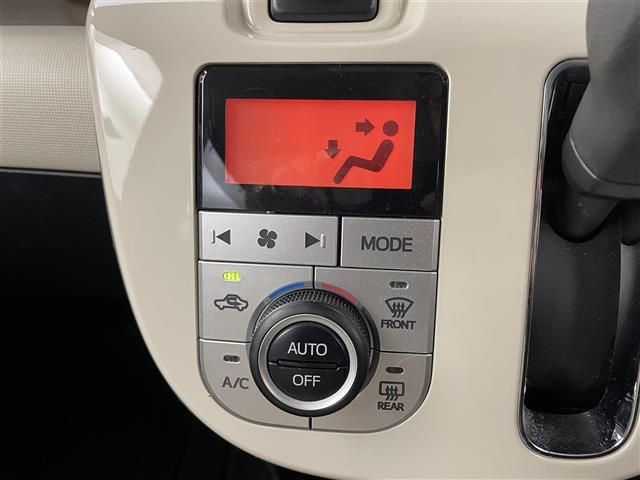 ムーヴキャンバス Ｇブラックアクセントリミテッド　ＳＡＩＩＩ　スマートアシスト３　純正ナビ　パノラマモニター　ドライブレコーダー　ステアリングスイッチ　両側パワースライドドア　プッシュスタート　スマートキー　オートハイビーム　ＬＥＤヘッドライト　地デジフルセグ（15枚目）