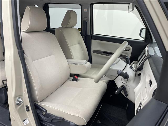 ムーヴキャンバス Ｇブラックアクセントリミテッド　ＳＡＩＩＩ　スマートアシスト３　純正ナビ　パノラマモニター　ドライブレコーダー　ステアリングスイッチ　両側パワースライドドア　プッシュスタート　スマートキー　オートハイビーム　ＬＥＤヘッドライト　地デジフルセグ（20枚目）