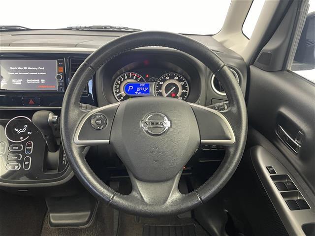 デイズルークス ハイウェイスター　Ｘ　Ｇパッケージ　純正ナビ　アラウンドビューモニター　ＥＴＣ　ドライブレコーダー　両側パワースライドドア　ステアリングスイッチ　純正アルミホイール　プッシュスタート　スマートキー　オートライト　ＨＩＤライト　地デジＴＶ（6枚目）