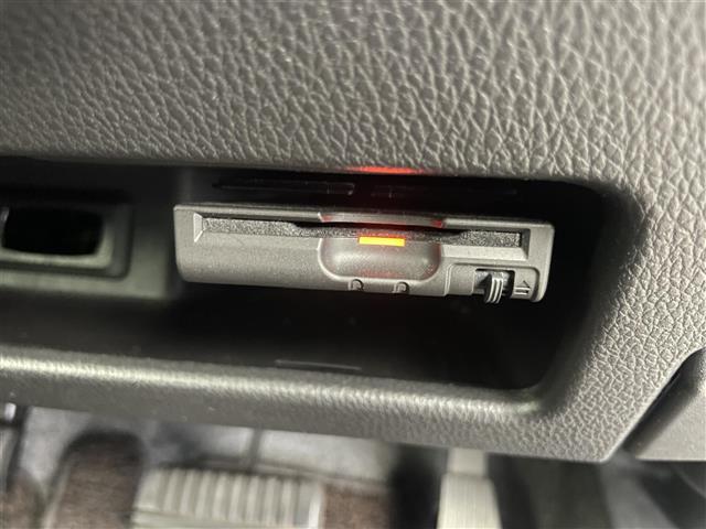 デイズルークス ハイウェイスター　Ｘ　Ｇパッケージ　純正ナビ　アラウンドビューモニター　ＥＴＣ　ドライブレコーダー　両側パワースライドドア　ステアリングスイッチ　純正アルミホイール　プッシュスタート　スマートキー　オートライト　ＨＩＤライト　地デジＴＶ（16枚目）