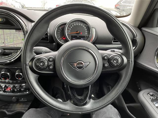 ＭＩＮＩ クーパーＳ　クラブマン　オール４　ターボ／純正アルミホイール１７インチ／バックカメラ／禁煙車／コーナーセンサー／パーキングアシスト／クルーズコントロール／ＭＴモード付ＡＴ／パワーバックドア／アイドリングストップ（2枚目）