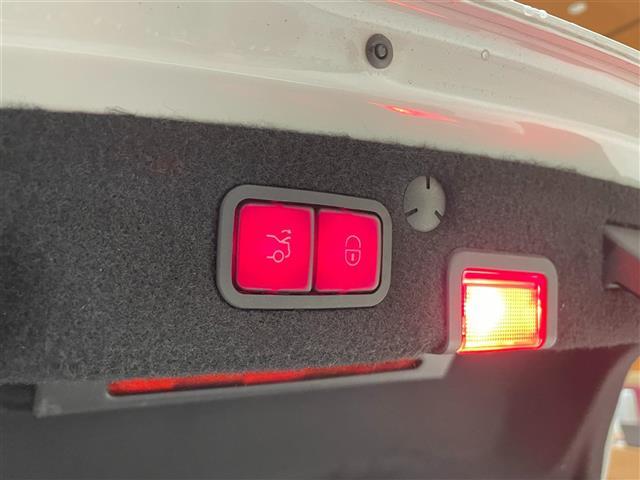 Ｃクラス Ｃ４３　４マチック　レザーエクスクルーシブＰＫＧ　Ｂｕｒｍｅｓｓｔｅｒサラウンドサウンドシステム　フットトランクオープナー　自動開閉トランクリッド　エアバランスパッケージ（36枚目）