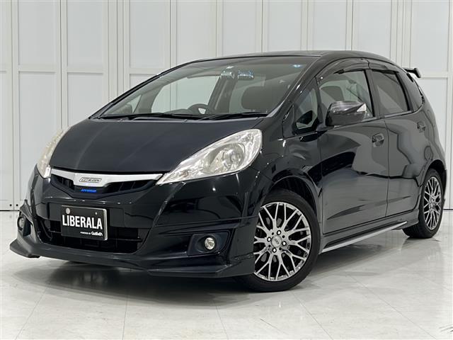 フィットハイブリッド スマートセレクション　無限エアロＡＷ　純正ナビ　バックカメラ　ＥＴＣ（8枚目）