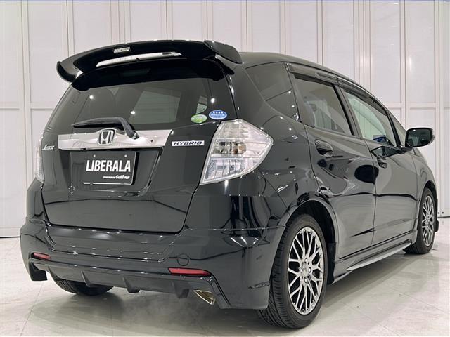 フィットハイブリッド スマートセレクション　無限エアロＡＷ　純正ナビ　バックカメラ　ＥＴＣ（10枚目）