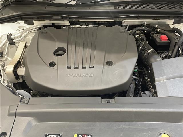Ｖ９０ クロスカントリー　アルティメット　Ｂ５　ＡＷＤ　衝突回避　被害軽減ブレーキシステム　歩行者サイクリスト　大型動物検知機能　右折時対向車検知機能　対向車対応機能　ステアリングサポート　対向車線衝突回避支援機　パノラミックスライディングルーフ（42枚目）