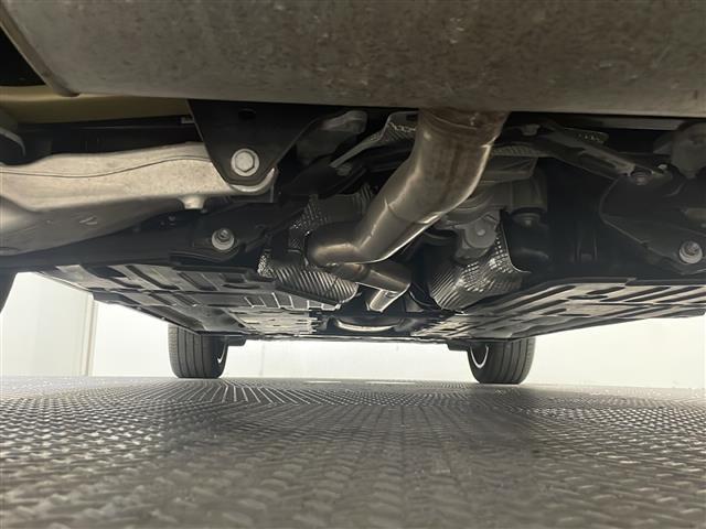 Ｖ９０ クロスカントリー　アルティメット　Ｂ５　ＡＷＤ　衝突回避　被害軽減ブレーキシステム　歩行者サイクリスト　大型動物検知機能　右折時対向車検知機能　対向車対応機能　ステアリングサポート　対向車線衝突回避支援機　パノラミックスライディングルーフ（43枚目）