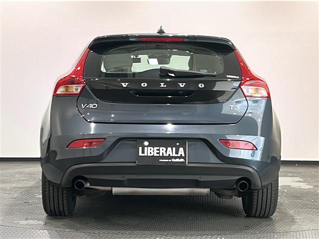 Ｖ４０ Ｔ３　モメンタム　運転支援システム　衝突警告　アダプティブクルーズコントロール　ドライバーアラート　レーンキーピングエイド　ブラインドスポットインフォメーション　距離アラート　シティーセーフティ　道路標識情報（34枚目）