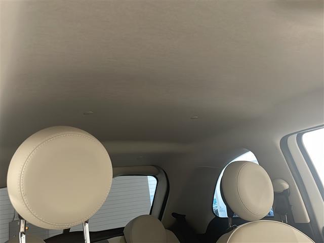 ５００ ツインエア　ポップ　マルチインフォメーション（ＡＭ／ＦＭ／Ａｐｐｌｅ　Ｃａｒ　Ｐｌａｙ）　エレクトロニックスタビリティ・コントロール　モーターシュレップレグルングＦＰＳ（火災防止装置）　ブレーキアシスト　ＵＳＢ端子（21枚目）