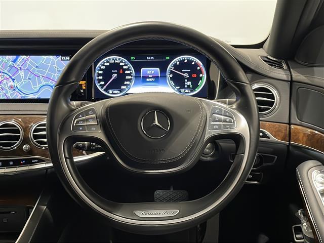 Ｓクラス Ｓ３００ｈ　ラグジュアリーパッケージ　パノラミックスライディングルーフ　エクステンデッドウッドインテリアトリム　プライバシーガラス・３６０°カメラシステム　シートヒーター（9枚目）