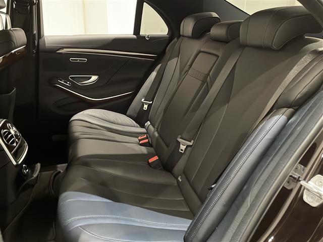 Ｓクラス Ｓ３００ｈ　ラグジュアリーパッケージ　パノラミックスライディングルーフ　エクステンデッドウッドインテリアトリム　プライバシーガラス・３６０°カメラシステム　シートヒーター（23枚目）