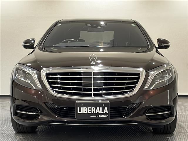 Ｓクラス Ｓ３００ｈ　ラグジュアリーパッケージ　パノラミックスライディングルーフ　エクステンデッドウッドインテリアトリム　プライバシーガラス・３６０°カメラシステム　シートヒーター（31枚目）