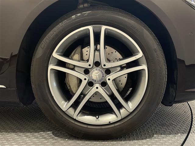 Ｓクラス Ｓ３００ｈ　ラグジュアリーパッケージ　パノラミックスライディングルーフ　エクステンデッドウッドインテリアトリム　プライバシーガラス・３６０°カメラシステム　シートヒーター（40枚目）